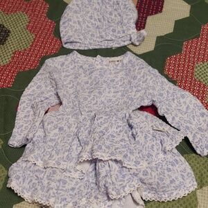 Rabbit + Bear. Blue floral snap dress